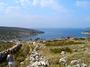 We stopped at one of the many beautiful viewpoints to snap some photos.