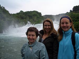 Chrstina, Paula and Kelly