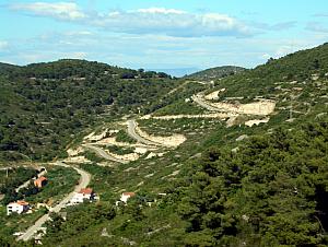 We are always amused by the winding roads up the mountainside - many of the old roads are like this, you just wind back and forth on the same face of the mountain.