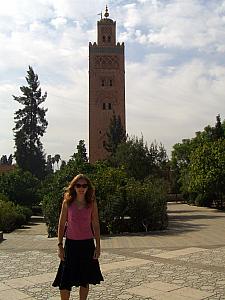 Kelly in front of the Koutoubia mosque. 