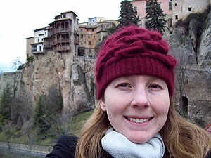Kelly and the hanging houses in Cuenca