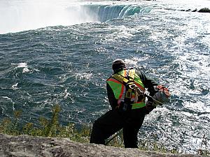 On Thursday, we visited the falls up close and personal - though not quite as close as this guy, what a job! He's about 2 feet from the water, about 40 feet from the falls. And yes, he is fastened to a railing with climbing gear.