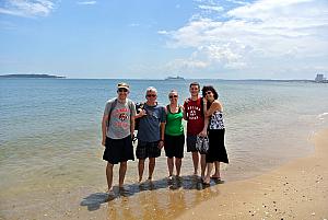 Punta del Esta - walking along the beach