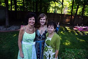 Kelly with her Mom and Aunt Christina