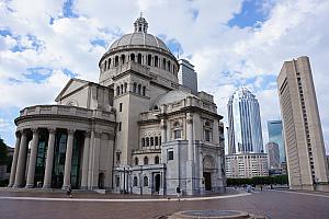 Opposite (front?) side of the Christian Science Church.