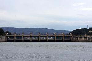 nearing the first of five dams that we would pass through along the Douro River