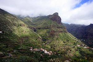 Driving along some crazy windy roads towards Los Gigantes