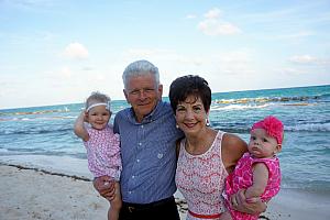 Family photo shoot - Grandparents and Granddaughters