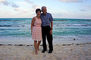 Family photo shoot - Mom and Dad Klocke