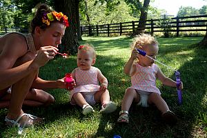 Summer picnic - blowing bubbles