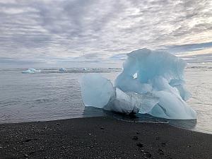 The lagoon and Diamond Beach are fantastic sites, however, the rate of their expansion is, unfortunately, a consequence of climate change. With the rate that the glaciers are melting, some experts say there may be no ice left at either site within decades.